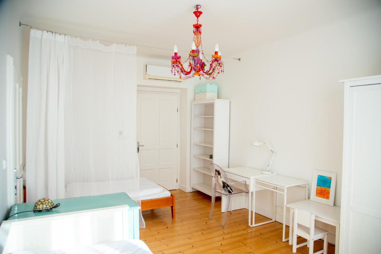 Velky 3-Izbovy Apartman Bratislava-Stare Mesto Esterno foto