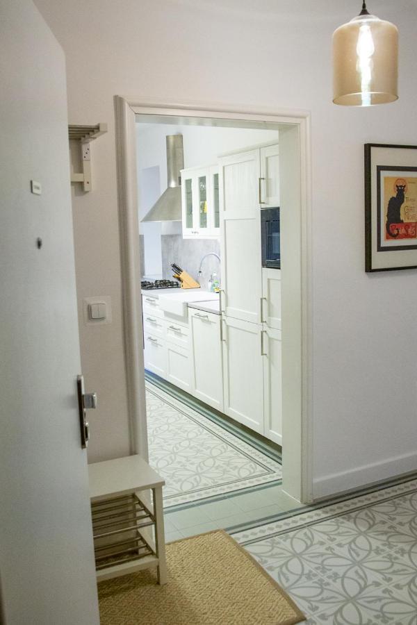 Velky 3-Izbovy Apartman Bratislava-Stare Mesto Esterno foto