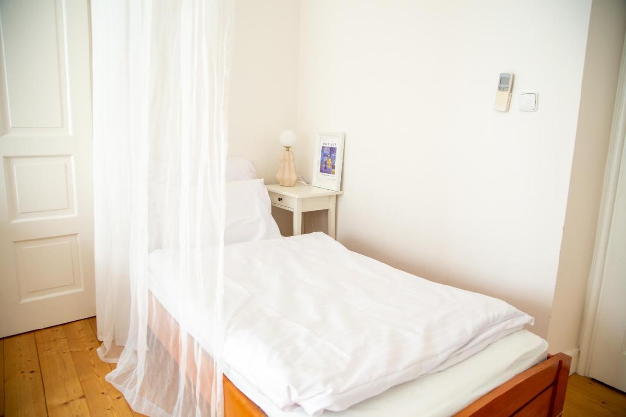 Velky 3-Izbovy Apartman Bratislava-Stare Mesto Esterno foto